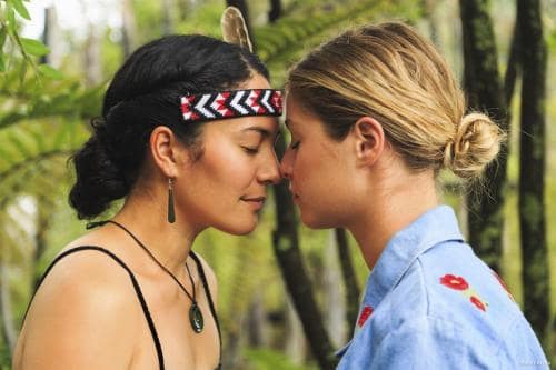 마오리 인사 홍이